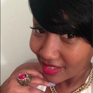 Meet your Posher, Andrea